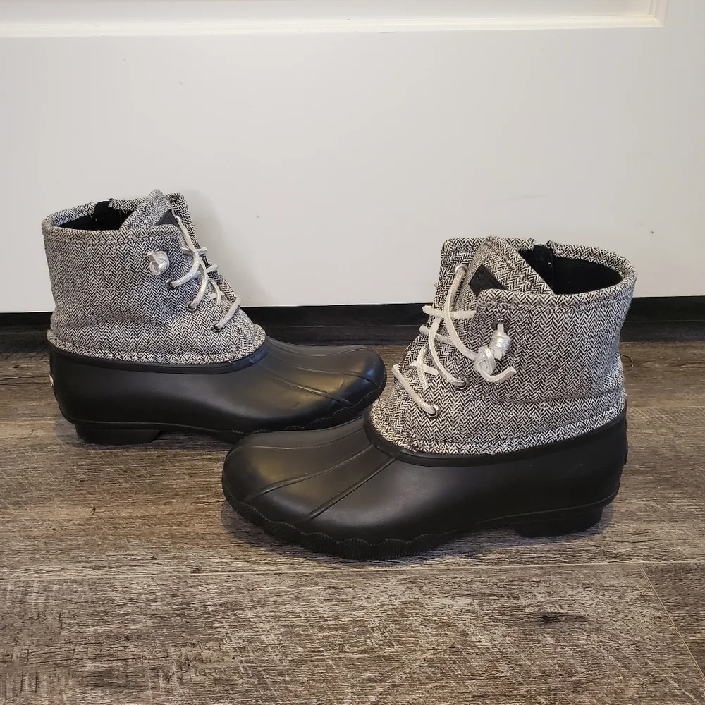 Sperry Black and Gray Kids Rain & Snow Boots - Picture 3 of 9